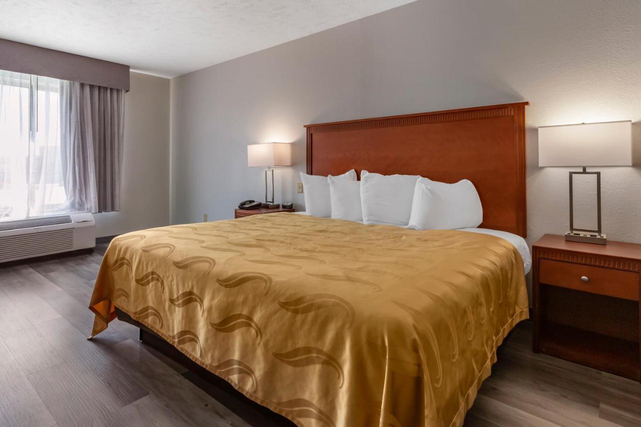 Quality Inn Fayetteville Near Fort Bragg Екстериор снимка
