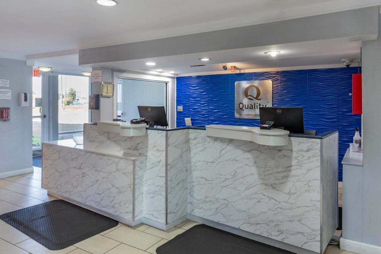 Quality Inn Fayetteville Near Fort Bragg Екстериор снимка