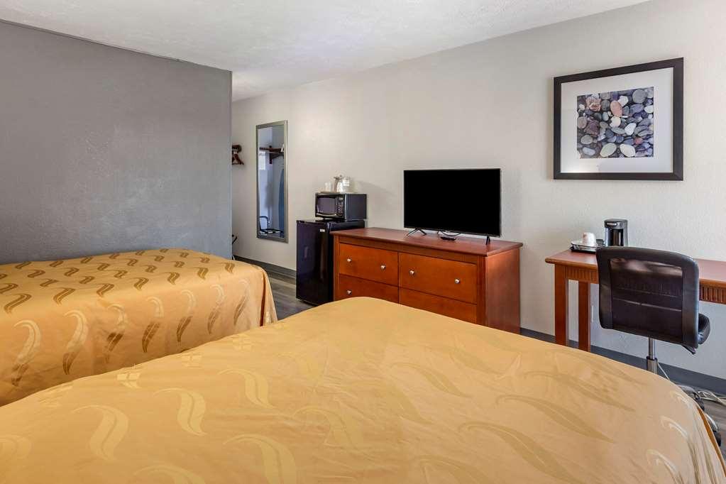 Quality Inn Fayetteville Near Fort Bragg Стая снимка