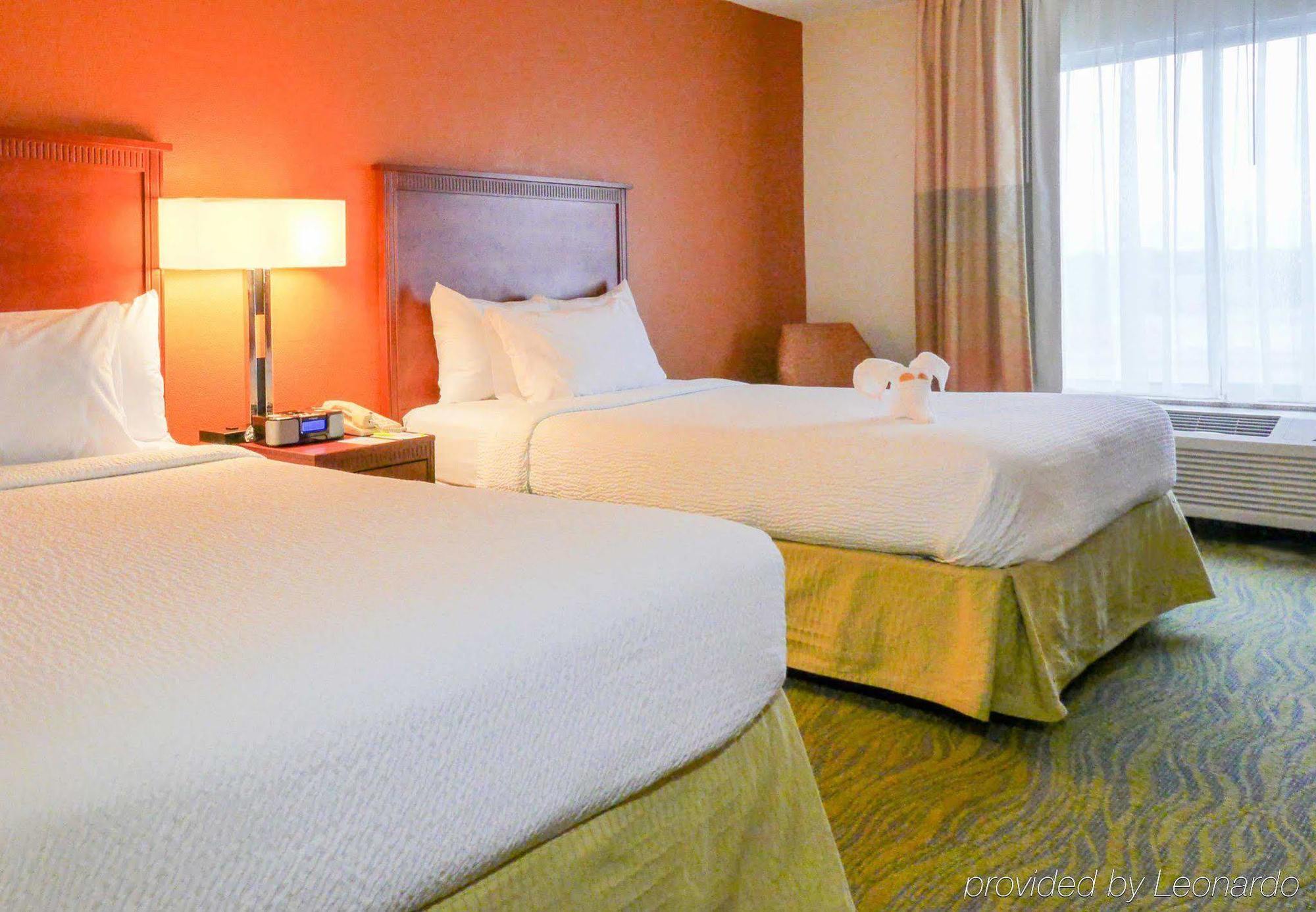 Quality Inn Fayetteville Near Fort Bragg Екстериор снимка