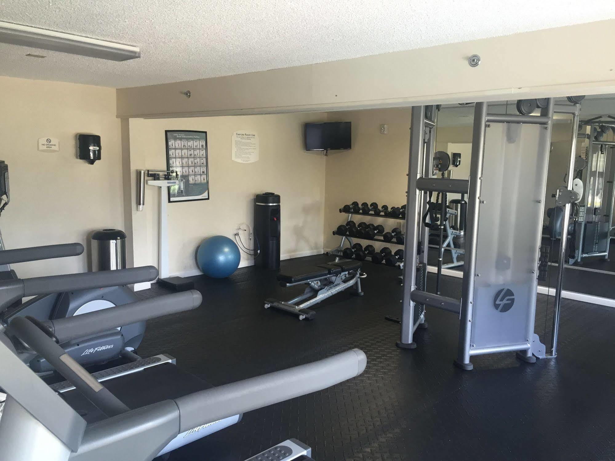 Quality Inn Fayetteville Near Fort Bragg Екстериор снимка